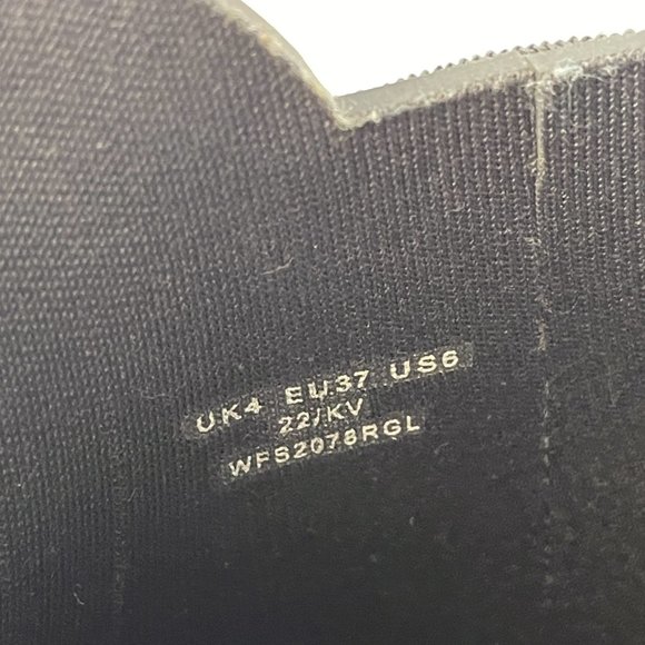 NWOB Hunter Original Chelsea Boot ~ Navy ~ Size 6 - Picture 6 of 6